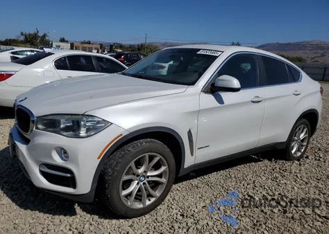 2015 BMW X6 xDrive35I z USA, uszkodzony, nr VIN 5UXKU2C55F0N77758